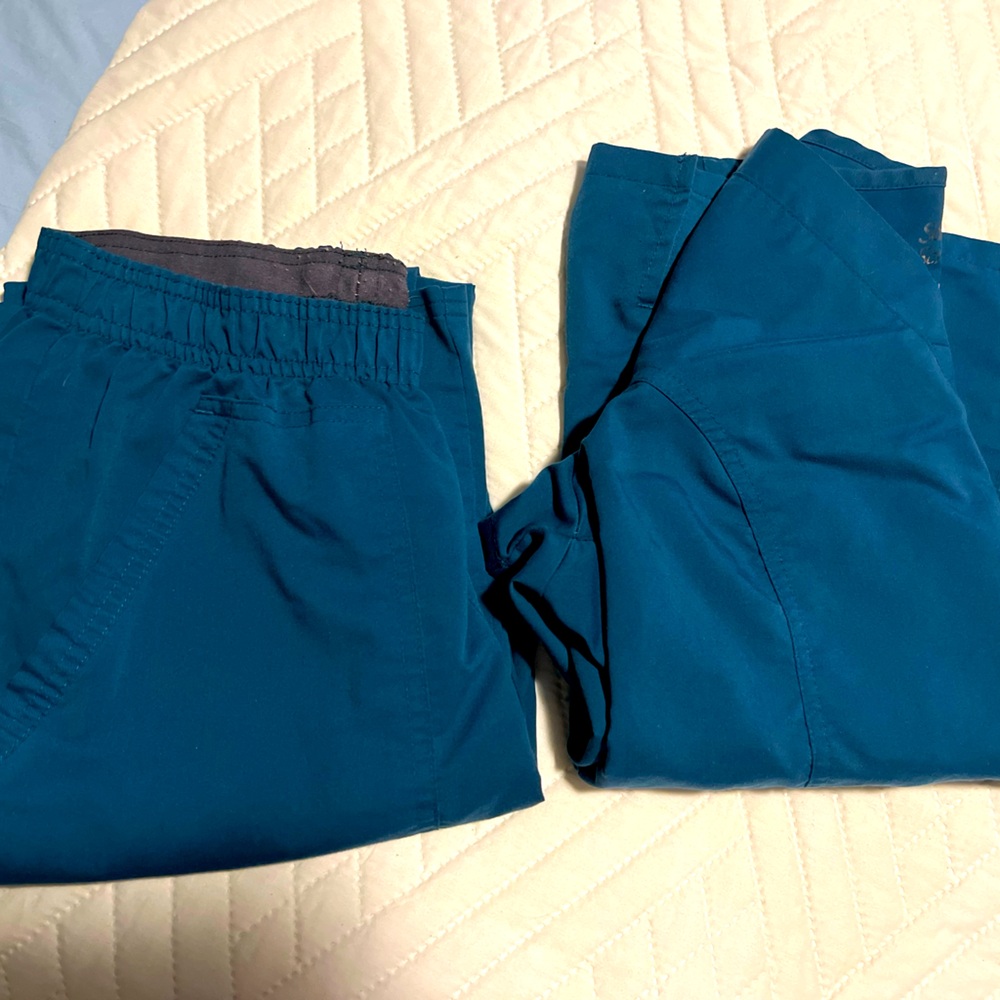 Caribbean blue scrubs - 3 sets